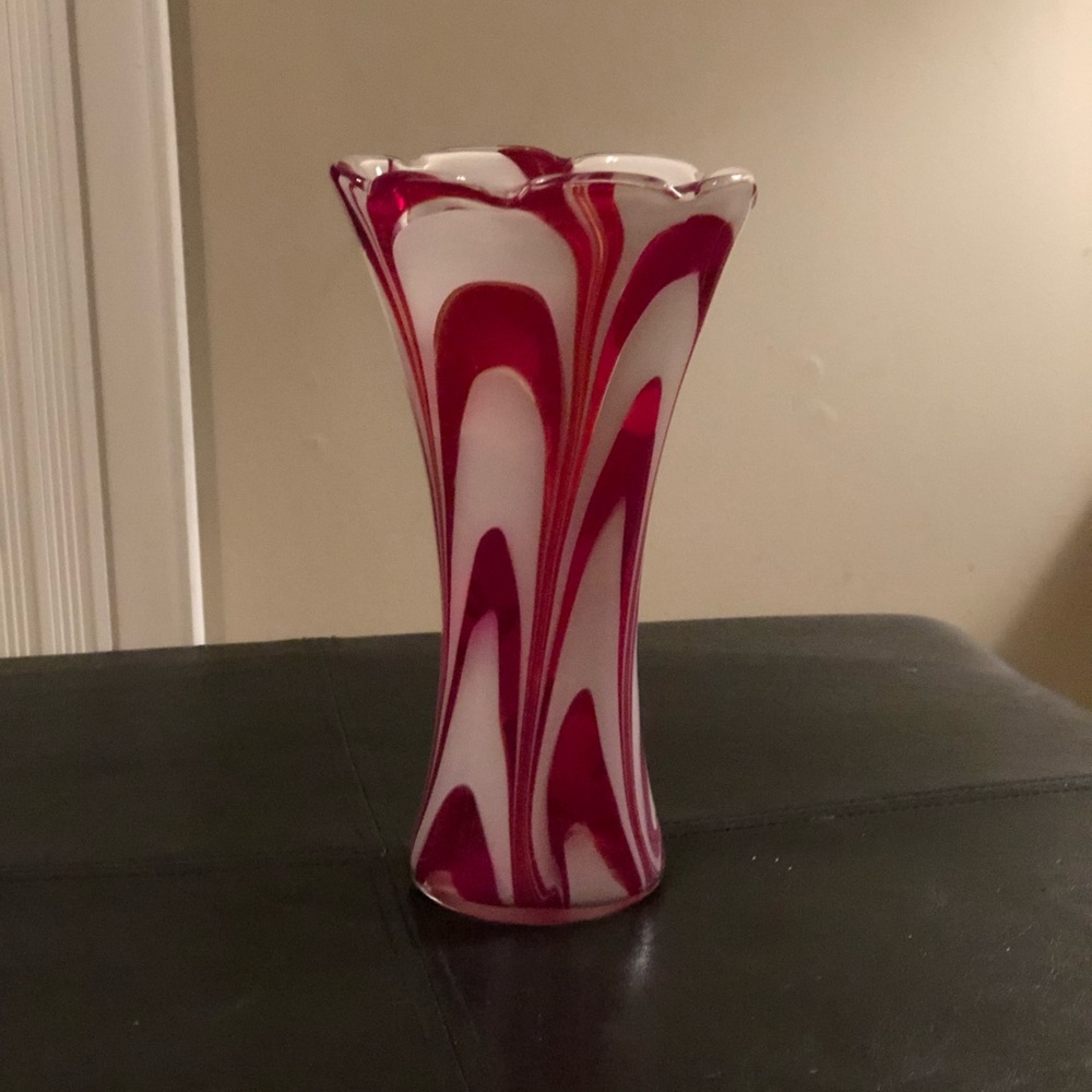 Gorgeous Red and White Vase.
